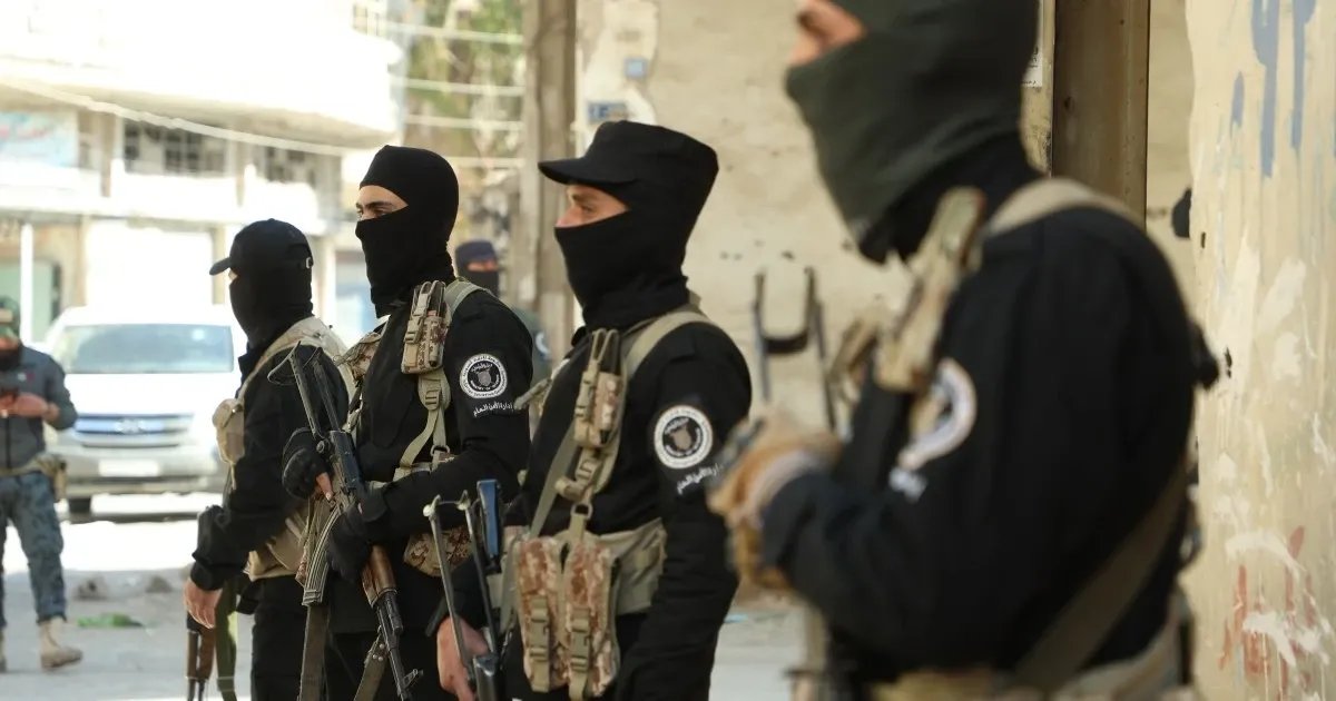 الكشف عن تفاصيل اعتقال مهند نعمان: عرّاب الكبتاغون وغسيل الأموال في قبضة الأمن بسوريا