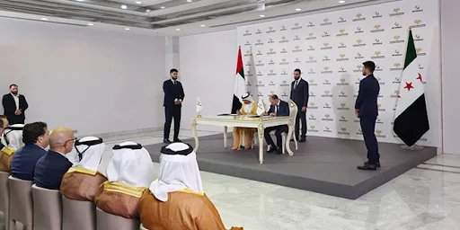 سوريا وموانئ دبي توقعان اتفاقية بـ 800 مليون دولار لتطوير ميناء طرطوس