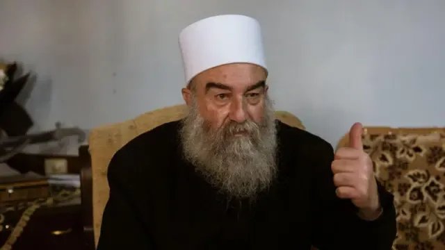 الهجري يدعو لفتح طرق إلى مناطق قسد ومناشدة لإنشاء معبر حدودي مع الأردن