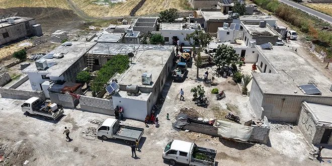 قطر الخيرية تسلم الدفعة الأولى من المنازل المرممة في سهل الغاب بحماة