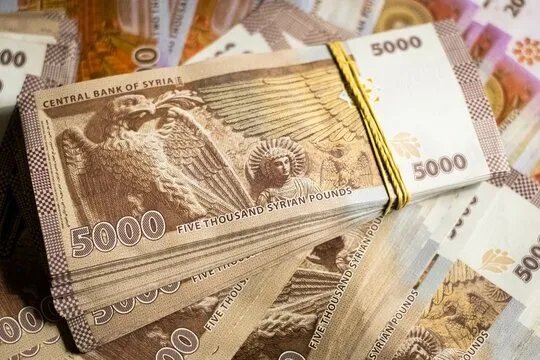 تحديث فوري: أسعار صرف الدولار واليورو والذهب مقابل الليرة السورية في السوق السوداء، السبت 2 أغسطس 2025