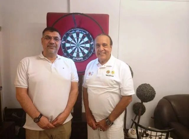 تعزيز التعاون الرياضي: زيارة رسمية لرئيس الاتحاد الأردني للدارتس إلى نظيره المصري