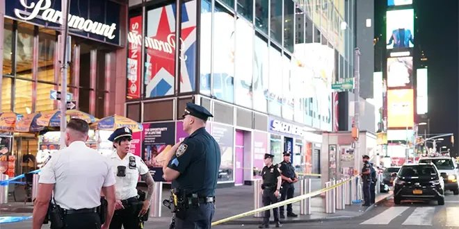 إطلاق نار في تايمز سكوير بنيويورك يسفر عن إصابة ثلاثة أشخاص