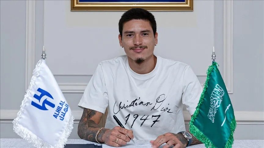 رسميًا: الهلال السعودي يتعاقد مع الأوروغواياني داروين نونيز من ليفربول