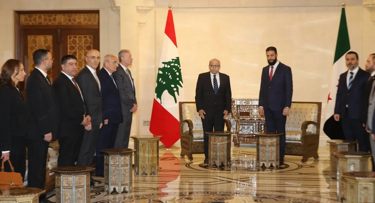 رئيس الحكومة اللبنانية يكشف تفاصيل مباحثاته مع الرئيس الشرع حول الحدود واللاجئين والملفات الاقتصادية