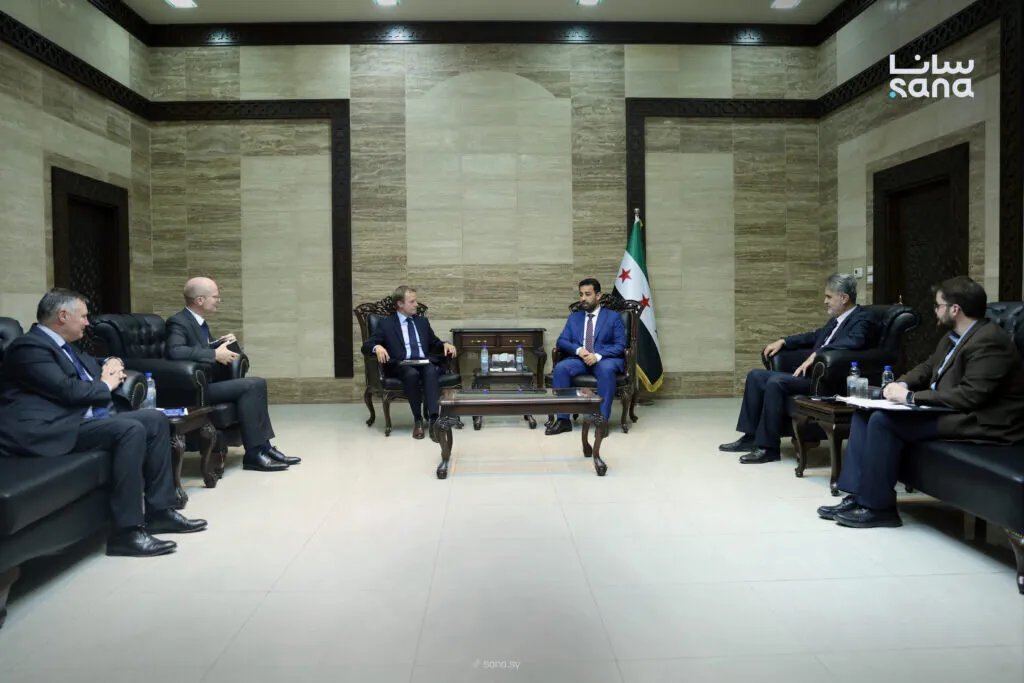 وزير الصحة السوري يبحث مع وفد فرنسي تعزيز التعاون في المجال الصحي وإعادة تأهيل المشافي