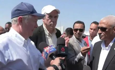 وسط تعنت إسرائيلي: وفد من مجلس الشيوخ الأمريكي يتفقد مخازن المساعدات على الجانب المصري من معبر رفح