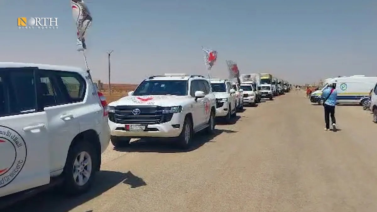وصول قافلة مساعدات إنسانية جديدة إلى محافظة السويداء عبر طريق دمشق