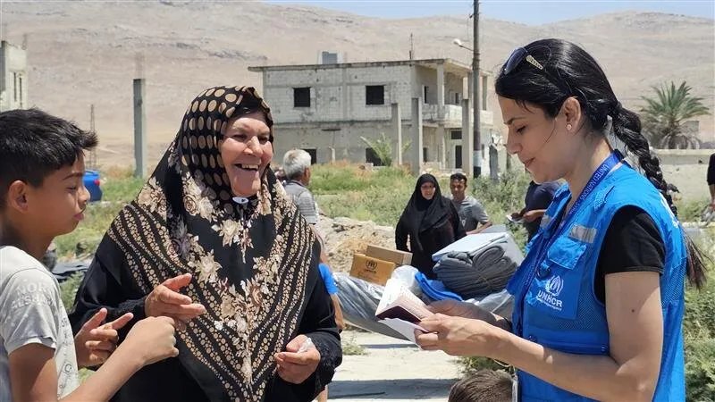 المفوضية السامية للاجئين تقدم منحة 400 دولار للعائدين السوريين وتزيد مساعداتها في مصر