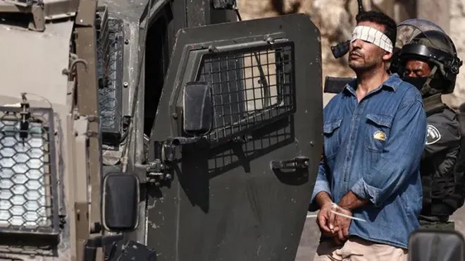 الاحتلال الإسرائيلي يقتحم الضفة الغربية ويعتقل ويصيب فلسطينيين