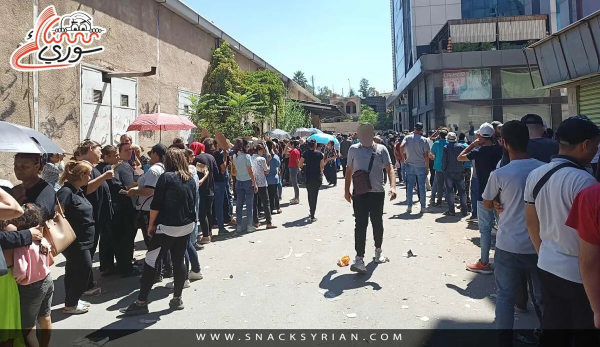 أزمة خبز حادة في السويداء: توقف معظم الأفران بسبب نقص الطحين