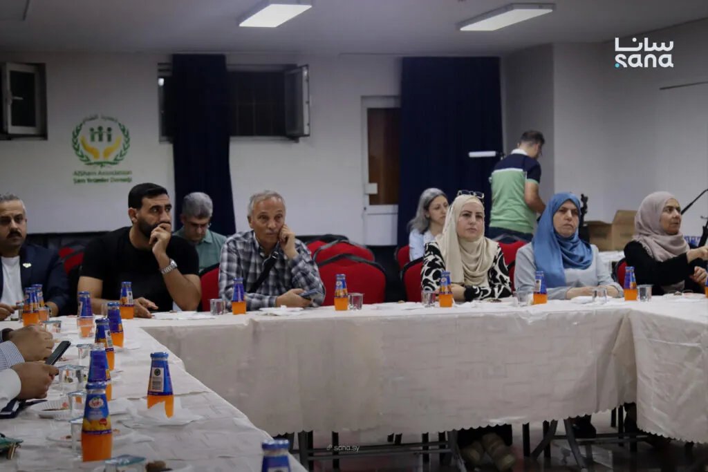 لقاء في إسطنبول يجمع الجالية السورية بمسؤولي ملفي المفقودين والعدالة الانتقالية