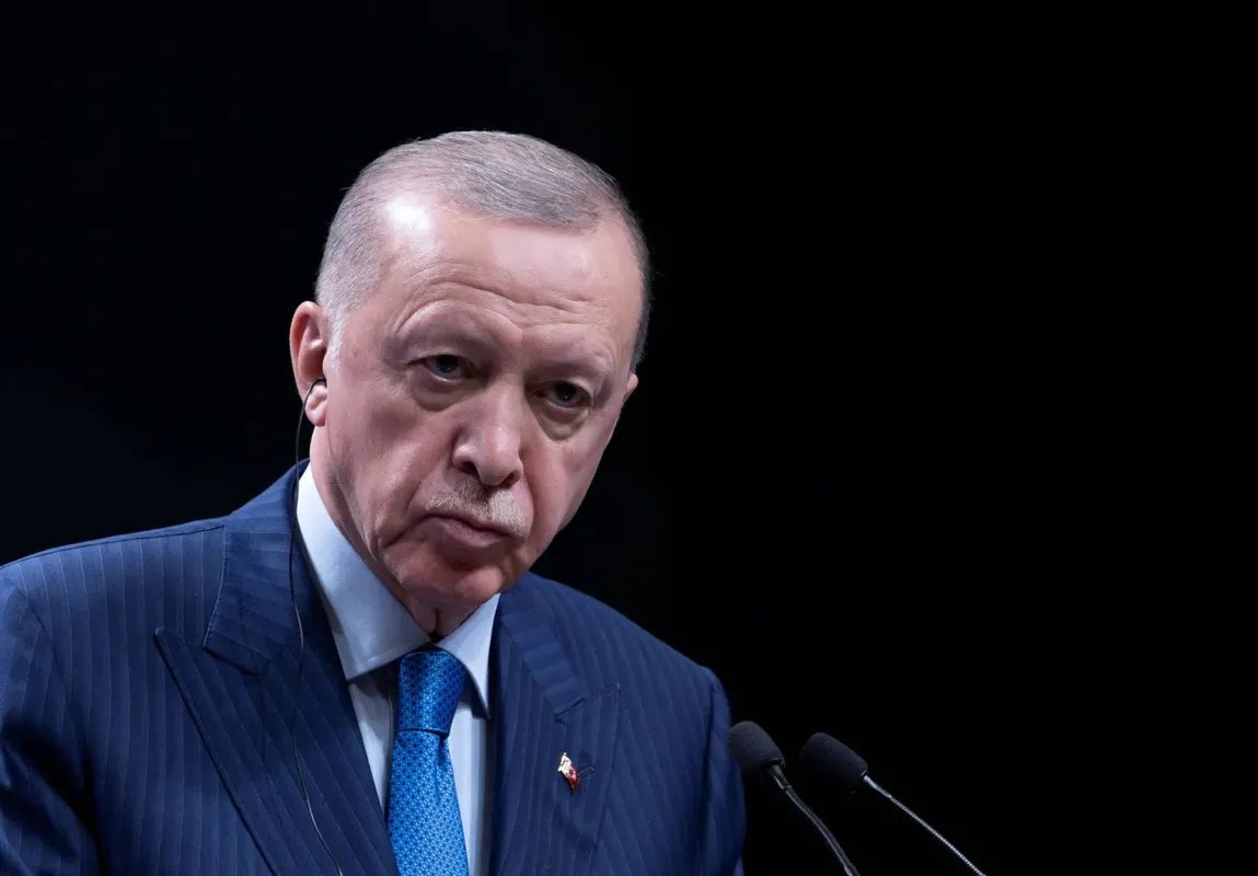 أردوغان يعلن: تركيا تتصدى بقوة لمخططات تقسيم سوريا وتؤكد على وحدة أراضيها