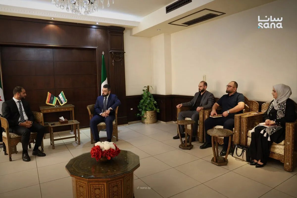 وزير الإدارة المحلية السوري والسفير الليبي يبحثان آفاق التعاون المشترك في دمشق