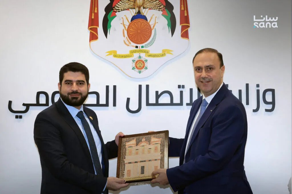 الأردن وسوريا تعززان التعاون الإعلامي لمكافحة الأخبار المضللة