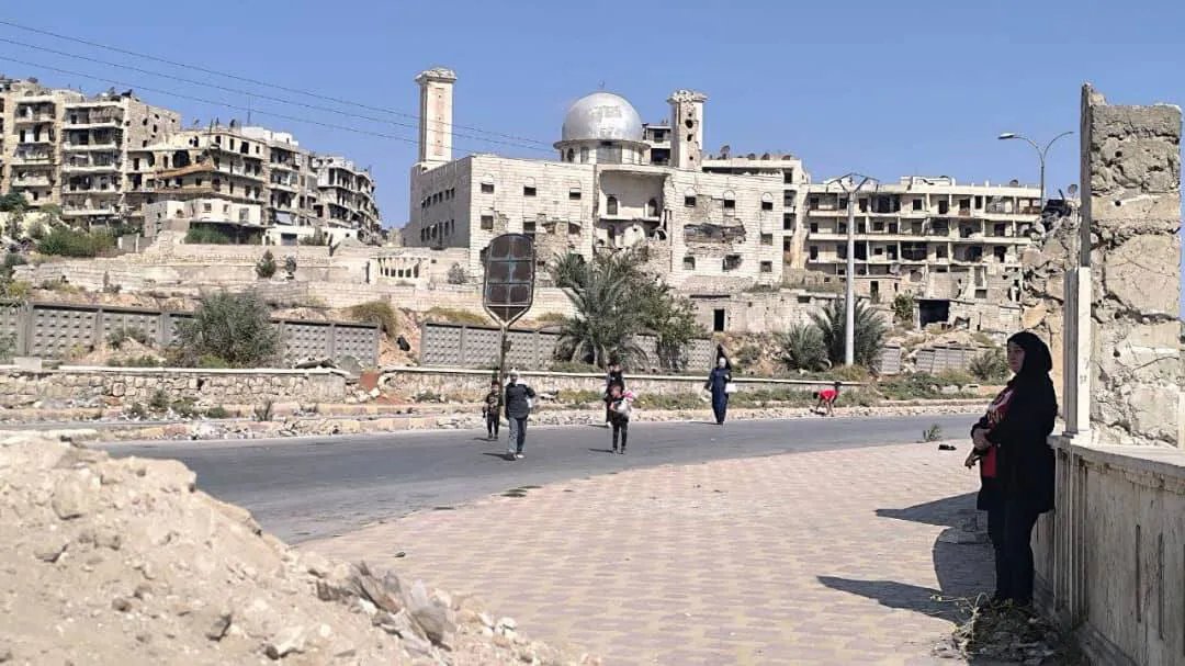 اجتماع حاسم في دمشق: الشرع وعبدي يبحثان تفعيل اتفاق آذار وسط دعم أمريكي
