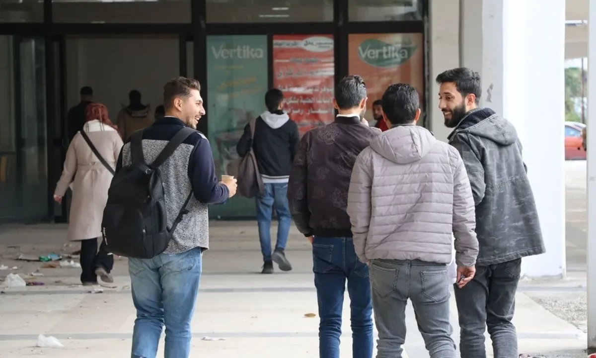 قرار عودة الطلاب المنقطعين يثير جدلاً في الجامعات السورية: تباين في التطبيق وبيروقراطية مستمرة