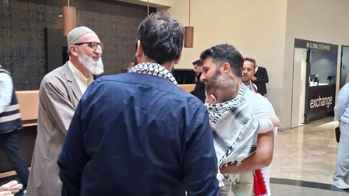 إسرائيل تفرج عن الناشط السوري عبد الرحمن الدالاتي بعد اعتقاله على متن "أسطول الحرية"