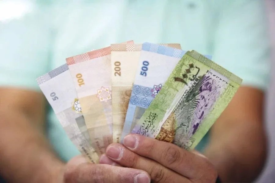 تحديثات حية: أسعار صرف الليرة السورية مقابل العملات الأجنبية اليوم الأحد