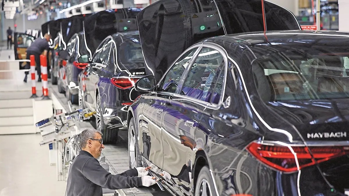 تحذير اقتصادي: أكثر من ثلث الشركات الألمانية تتوقع تسريح موظفين في 2025