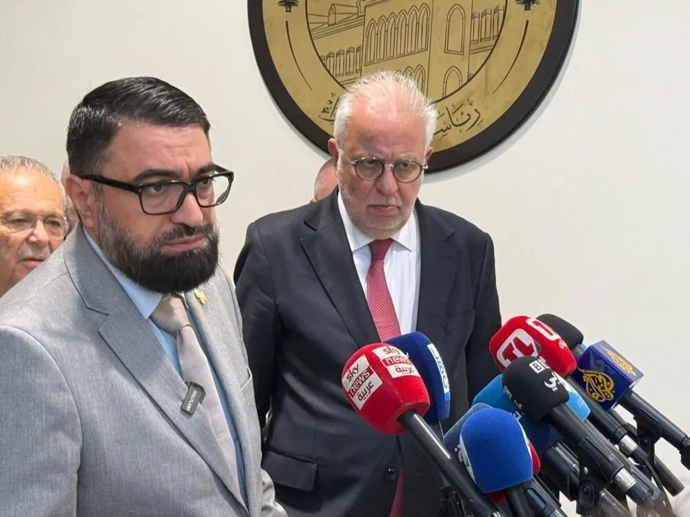 وزير العدل السوري يطالب لبنان بتسليم مسؤولين سابقين فارين من النظام