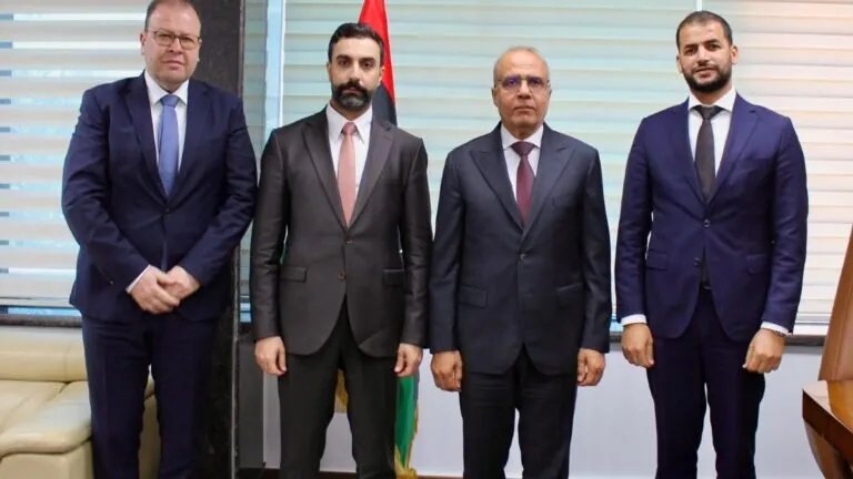 الوفد السوري في ليبيا: خدمات قنصلية ومساعٍ لإعادة فتح السفارة وملف المفقودين على رأس الأولويات