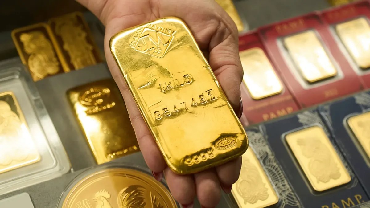 هبوط حاد للذهب يسجل أكبر انخفاض يومي منذ 12 عاماً وسط موجة بيع واسعة