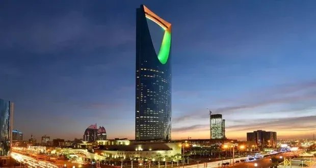 السعودية تطلق "الجسر البري": مشروع عملاق لتعزيز مكانة المملكة كمركز لوجستي عالمي