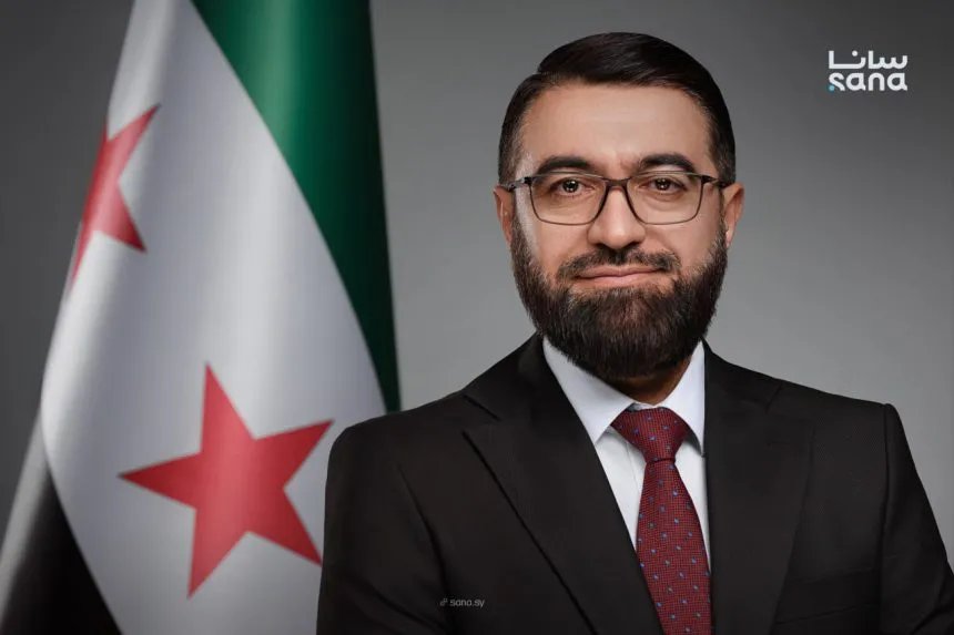 وزير العدل يعلن عن قرارات لمعالجة الأحكام الغيابية الجائرة وتجاوزات الملكيات في عهد الأسد