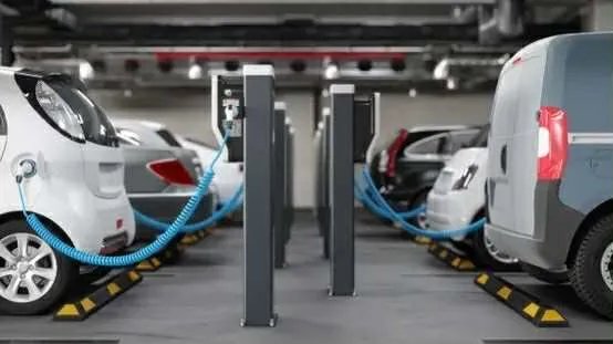 ثورة في عالم السيارات الكهربائية: بطارية صينية جديدة بمدى 1000 كيلومتر تقضي على "قلق المدى"