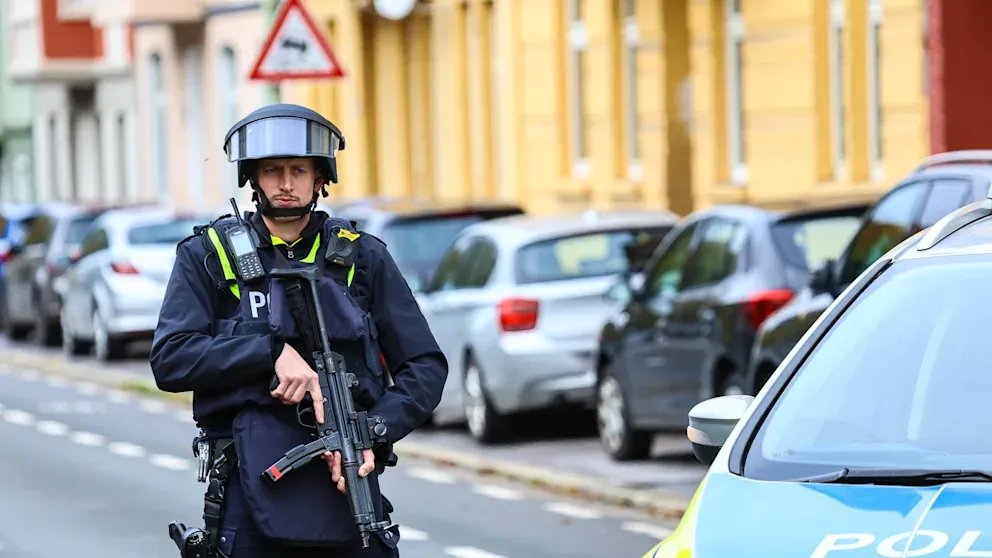 استنفار أمني في هاغن الألمانية بعد إنذار بوجود مسلح في مدرسة