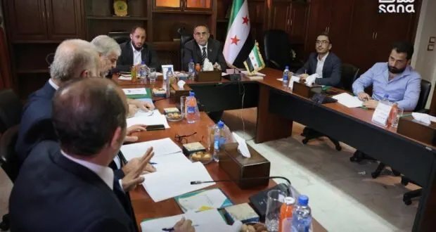 وزير الزراعة يبحث تطوير آليات دعم المتضررين مع صندوق الجفاف والكوارث