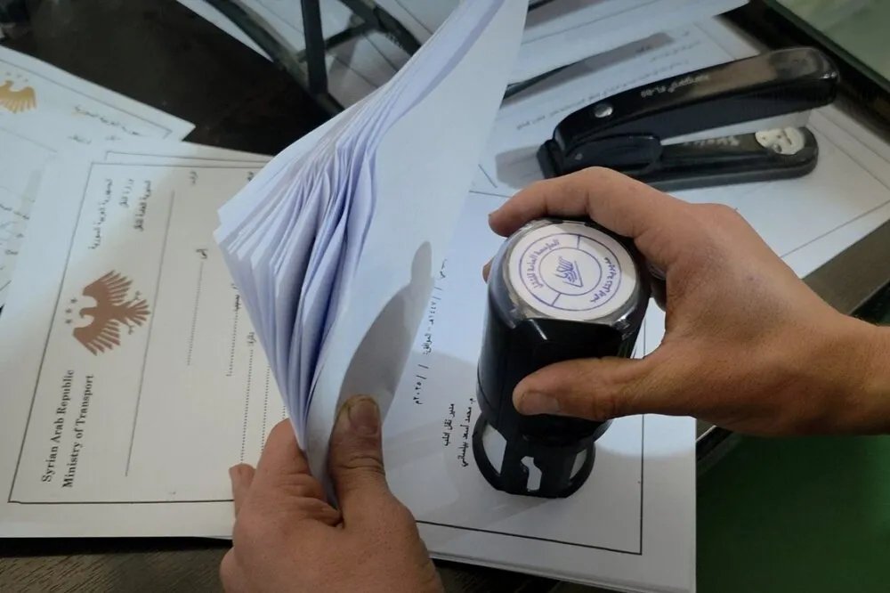 إدلب: استئناف عمل مديرية النقل بنظام إلكتروني متكامل بعد توقف أشهر