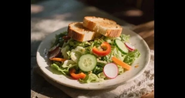 طريقة عمل سلطة الفصول الأربعة الصحية: وصفة منعشة ومغذية