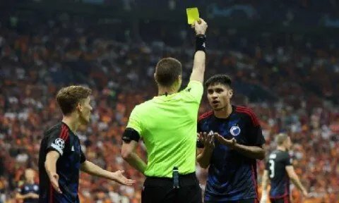 فضيحة تهز الكرة التركية: إيقاف 149 حكماً بتهمة المراهنة على مباريات