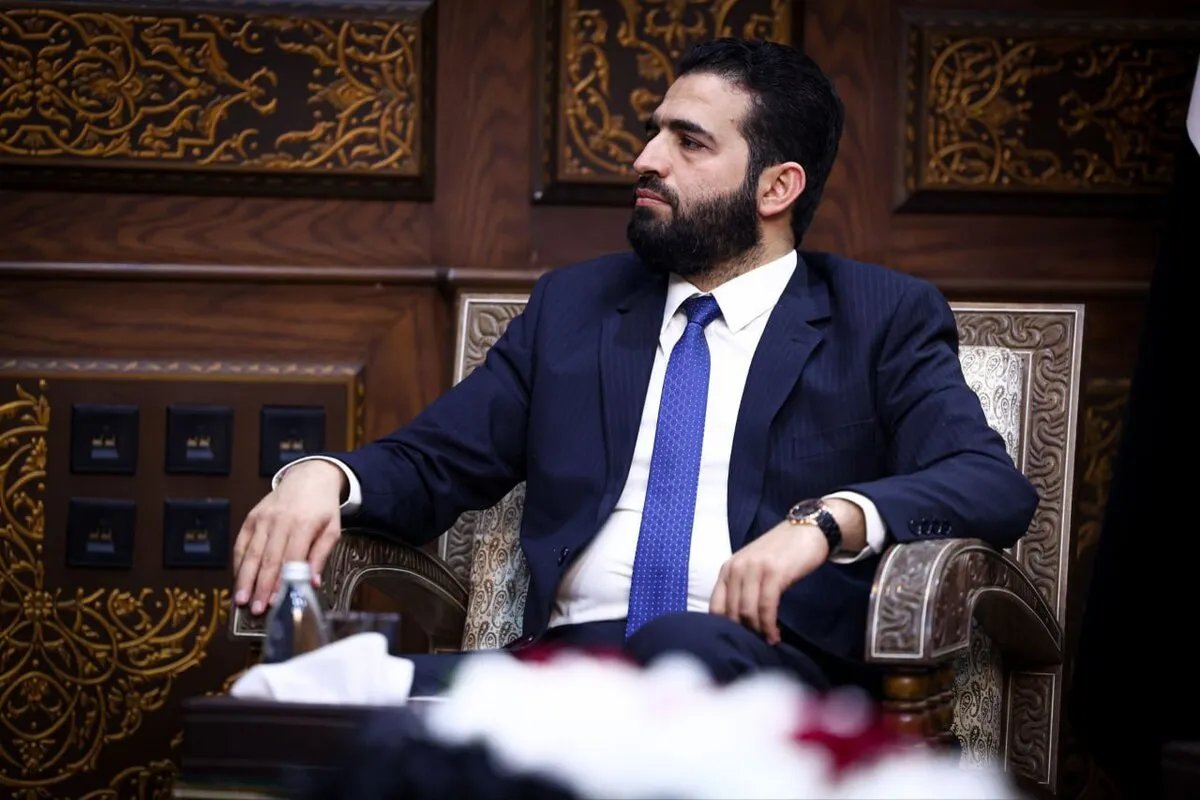 وزارة الداخلية السورية تفتح الباب لعودة الضباط المنشقين وتعلن عن خطط لإعادة دمجهم