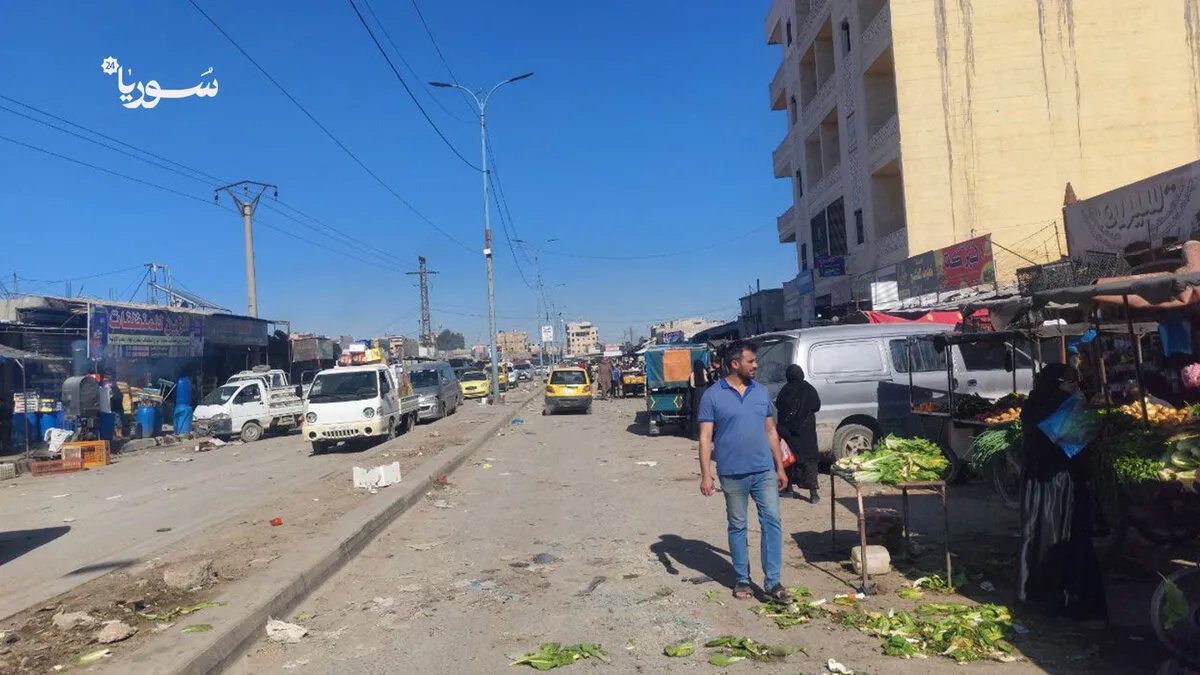 تدهور الخدمات في حي الرميلة بالرقة يزيد معاناة السكان: طرق مهترئة ونظافة متردية