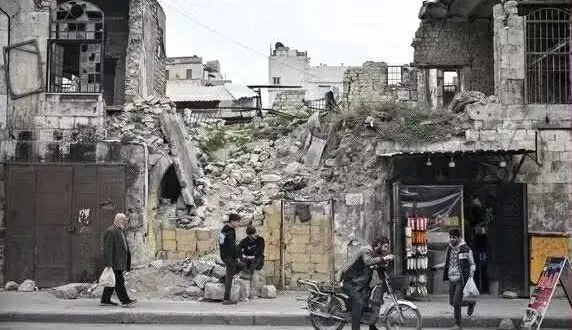 صمود في الداخل السوري: لماذا سردية الباقين ليست ترفاً بل ضرورة للمستقبل؟