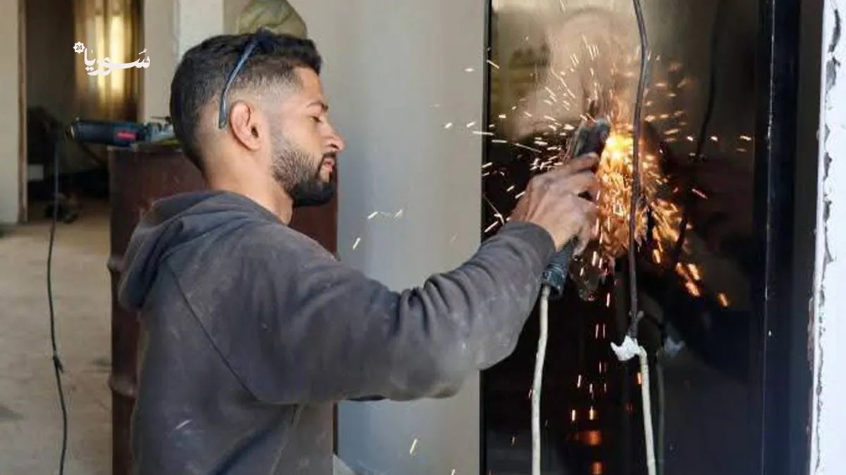 حملة "السويداء منا وفينا" تواصل ترميم المنازل لدعم عودة الأهالي إلى ريف السويداء الشمالي