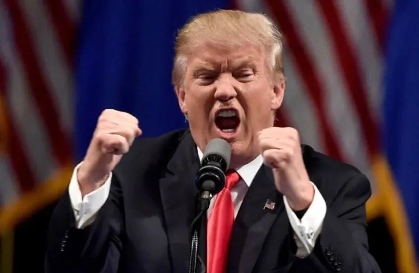 غضب ترامب من تقرير تلفزيوني يدفعه للتهديد بالتدخل في نيجيريا ووقف المساعدات