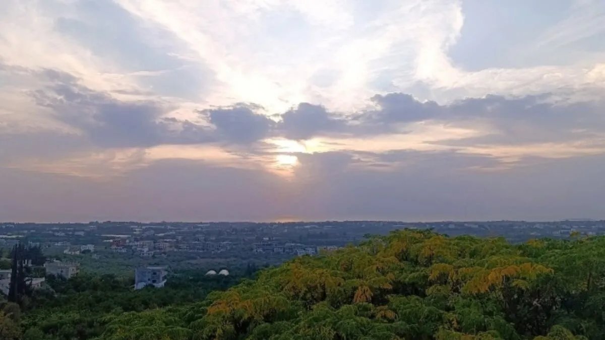 الأرصاد الجوية السورية تكشف: توقعات بشتاء دافئ مع فرص لهطولات ثلجية وسيول محتملة