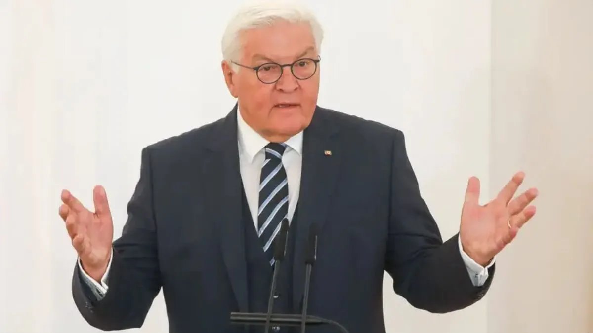 الرئيس الألماني شتاينماير يرفض مقترح ميرتس بشأن إعادة اللاجئين السوريين إلى بلادهم