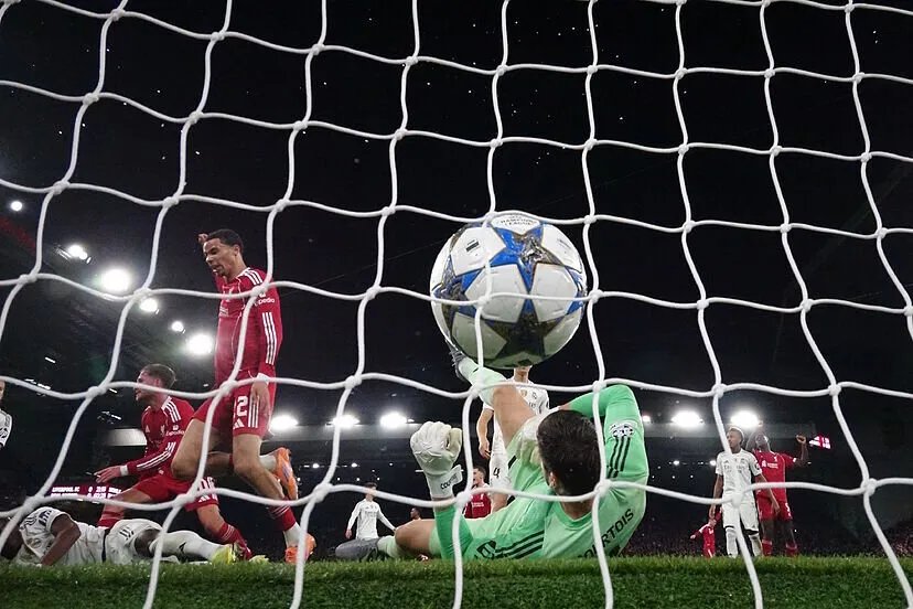 دوري الأبطال: ليفربول يتغلب على ريال مدريد في قمة أوروبية مثيرة