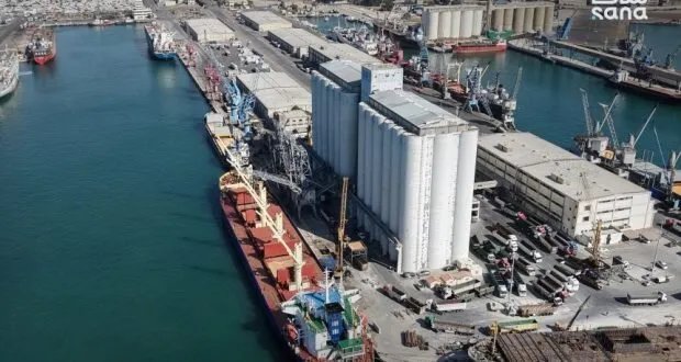 وصول 94 ألف طن من القمح إلى مرفأ طرطوس لتعزيز المخزون الاستراتيجي