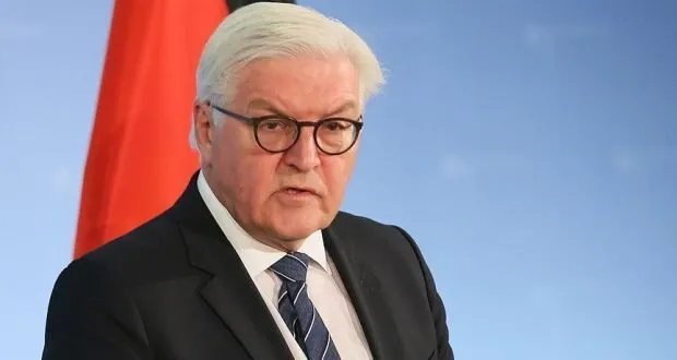 شتاينماير يحذر من التسرع في ترحيل اللاجئين السوريين من ألمانيا وسط مخاوف بشأن الأوضاع في سوريا