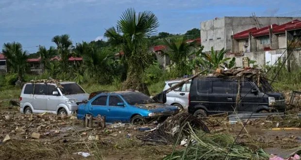 الإعصار كالمايغي يضرب الفيليبين ويودي بحياة 140 شخصاً ويتجه نحو فيتنام