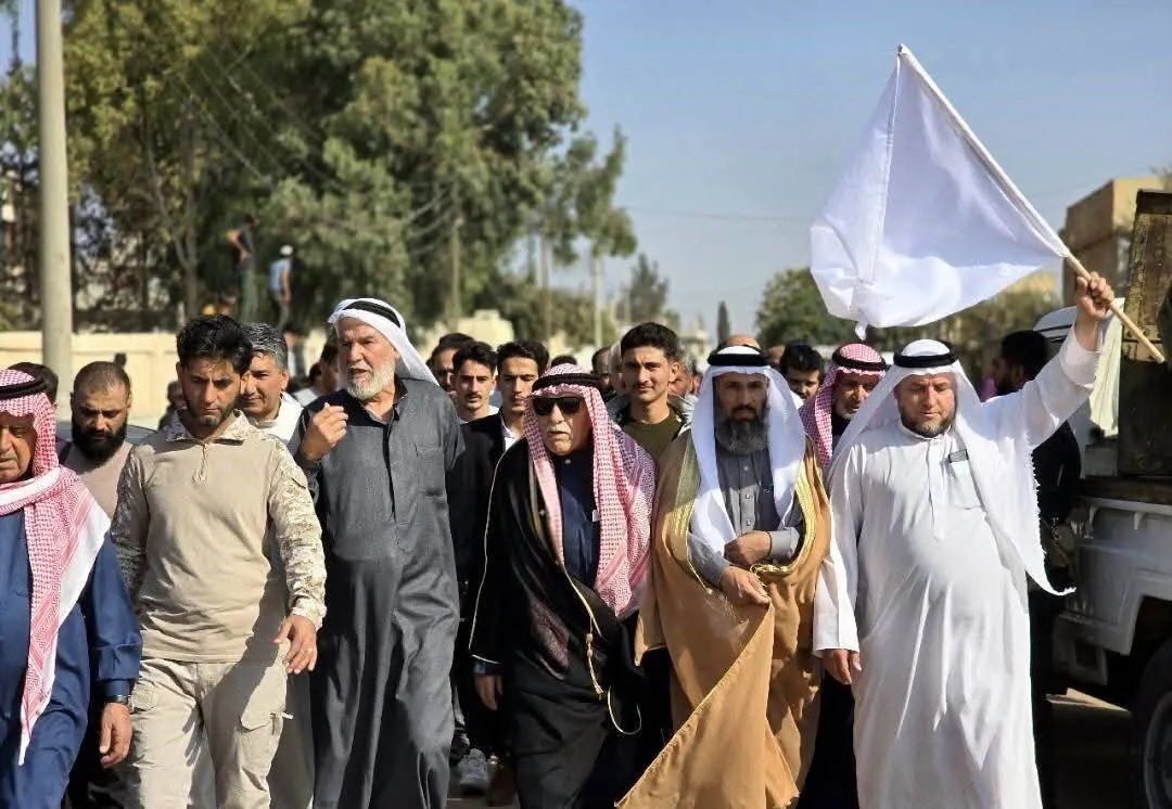 في درعا: صلح عشائري يثير الجدل بعد مقتل عنصر أمني.. هل تغلب الأعراف على القانون؟