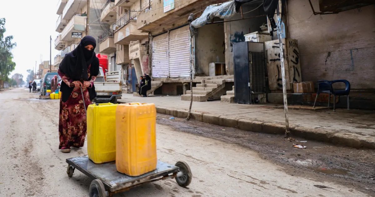 أزمة إنسانية حادة في شمال شرق سوريا: أطباء بلا حدود تحذر من نقص المياه والغذاء وتدعو إلى دعم عاجل