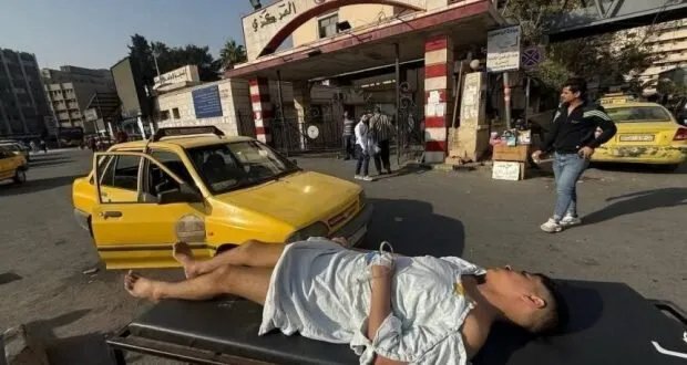 وزارة التعليم العالي تحقق في صور صادمة أمام مشفيي المواساة والوطني بدمشق