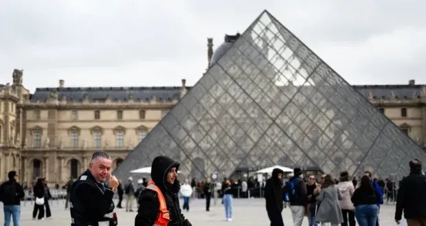 بعد صدمة السرقة الأخيرة: متحف اللوفر يعزز إجراءاته الأمنية